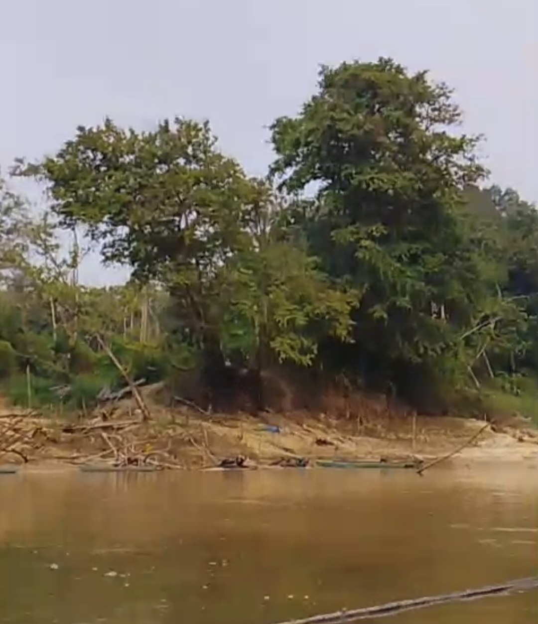 Persedian Air Bersih Menipis, Warga Minta Aparat Tertibkan PETI Di Sungai Kosak